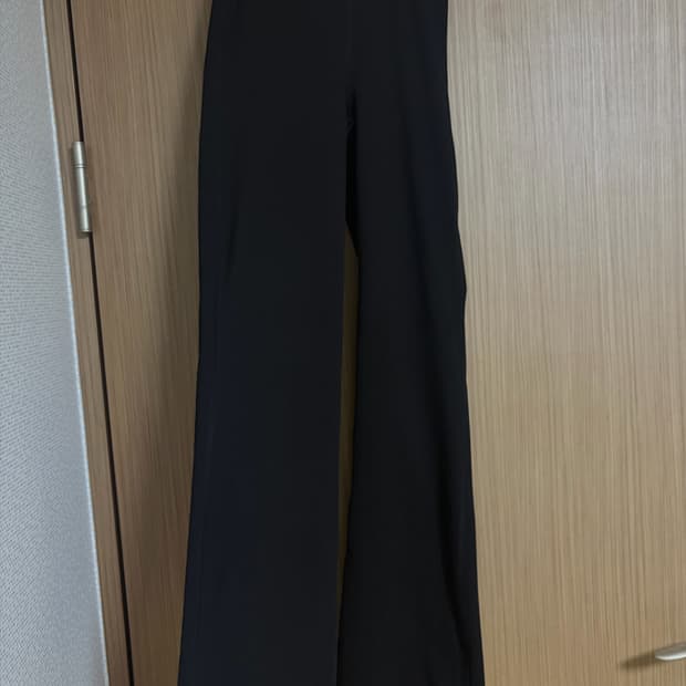 H&M 블랙 부츠컷 요가팬츠 XS