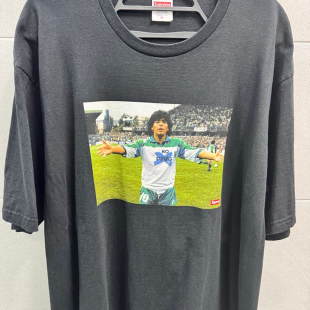 슈프림 마라도나 반팔 xl 판매합니다