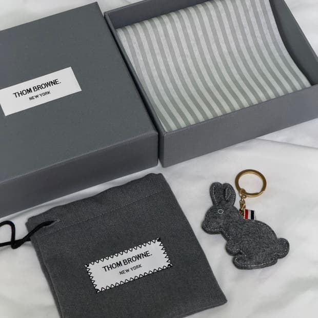 [새상품⭕️] 톰브라운 익스클루시브 버니 키링 (SSF 영수증⭕️)
