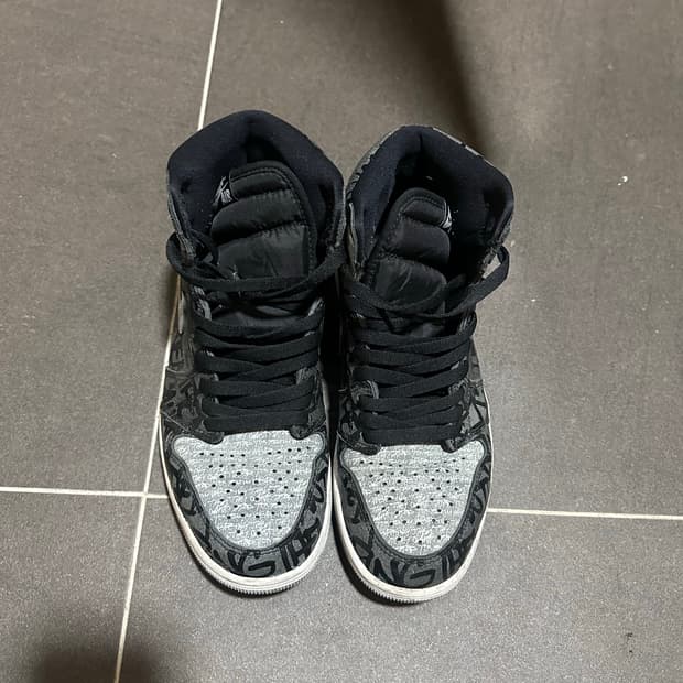 조던 1 레트로 하이 OG 리벨리어네어 260