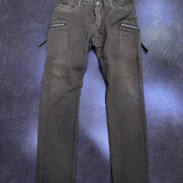 디스퀘어드2 지퍼 포켓 빈티지 워싱 스트레이트핏 카고팬츠 48