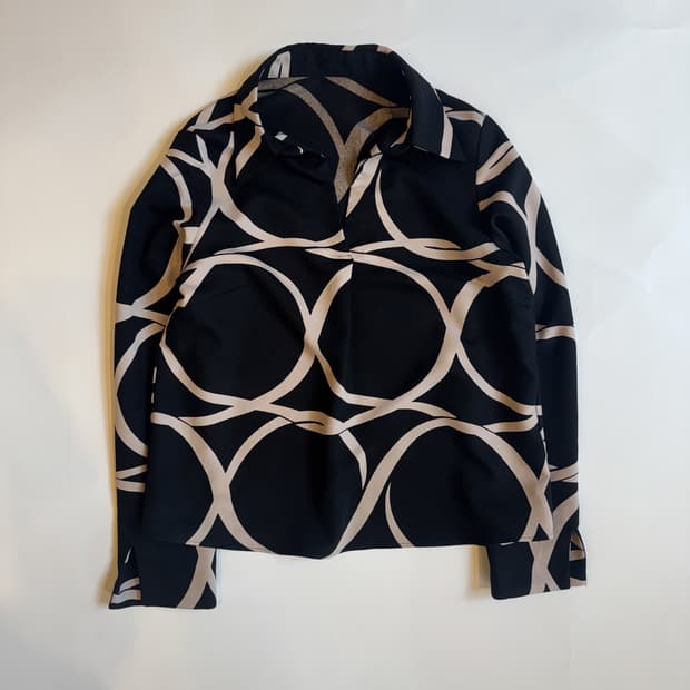 BLACK CIRCLE PATTERN SHIRT