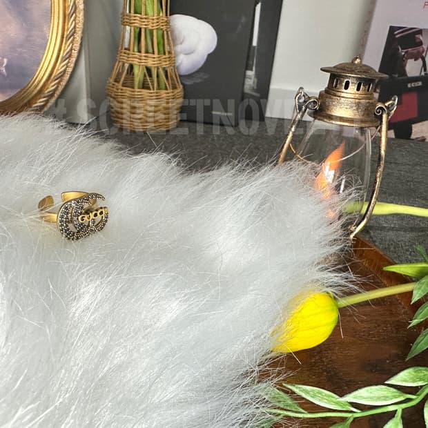 구찌 클래식 GG 이니셜 반지 골드