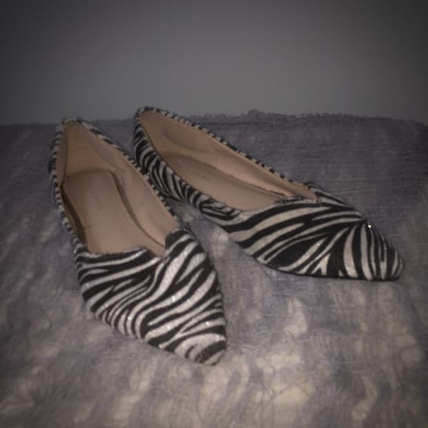 Vintage gyaru zebra pattern flared shoes