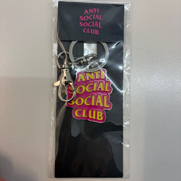 안티소셜클럽 키링