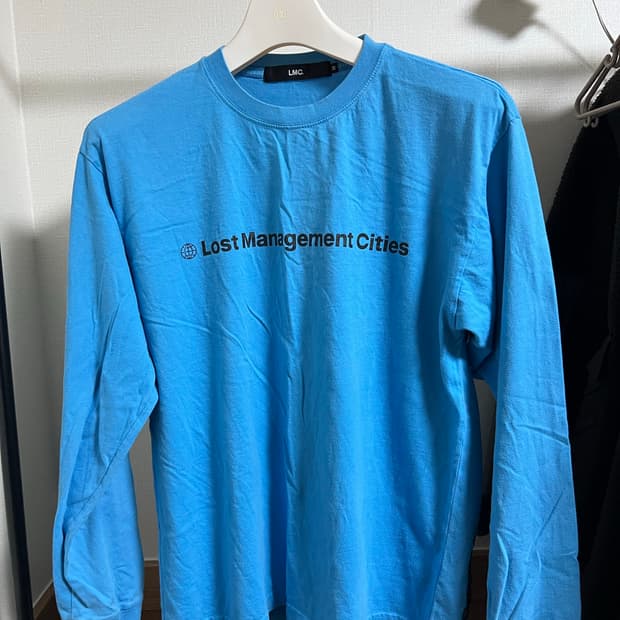 Lmc 롱슬리브 하늘색