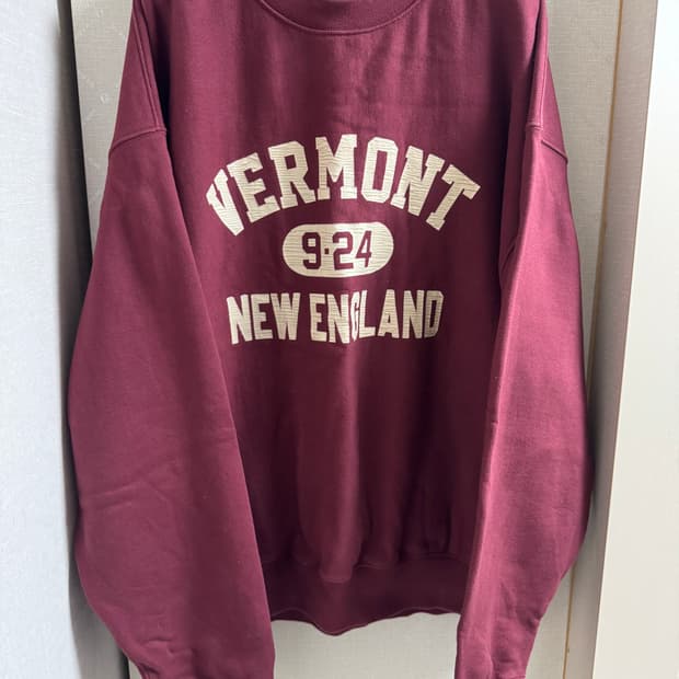 아웃스탠딩 / V.S.C SWEAT(VERMONT)_WINE / L
