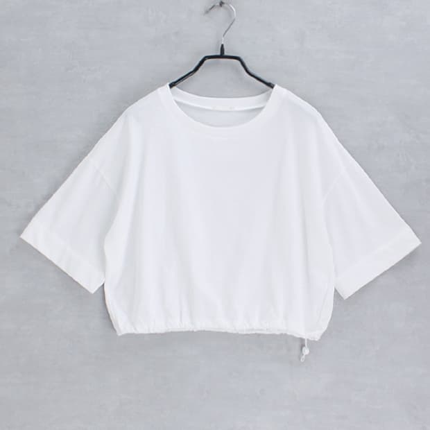GU _ cropped crew neck tee