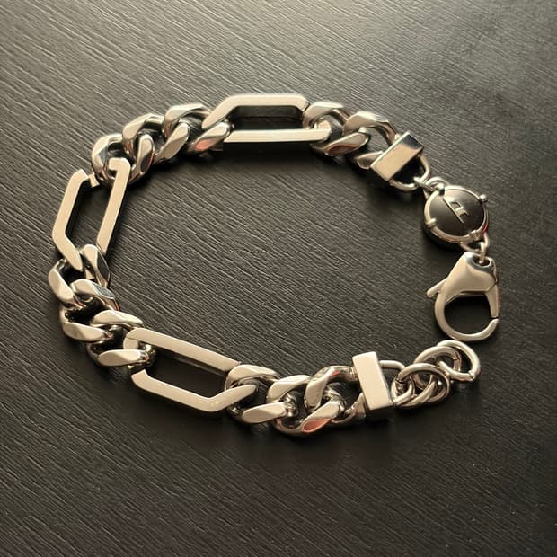 디젤 스테인리스 팔찌