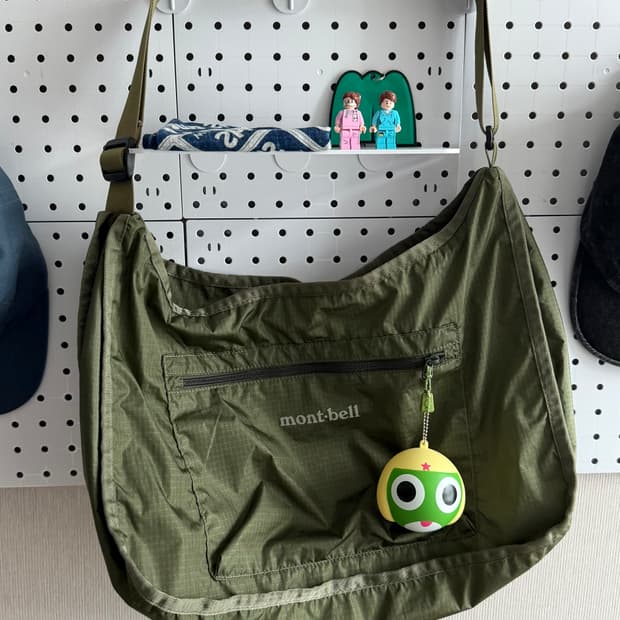 몽벨 포켓더블 크로스백