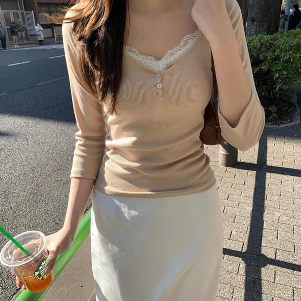 미디스커트증정/당일배송) 제니오 벨라 7부버튼티 베이지