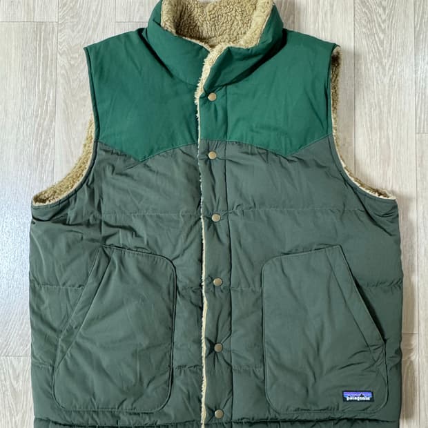 XL 파타고니아 리버시블 비비 다운 베스트 그린