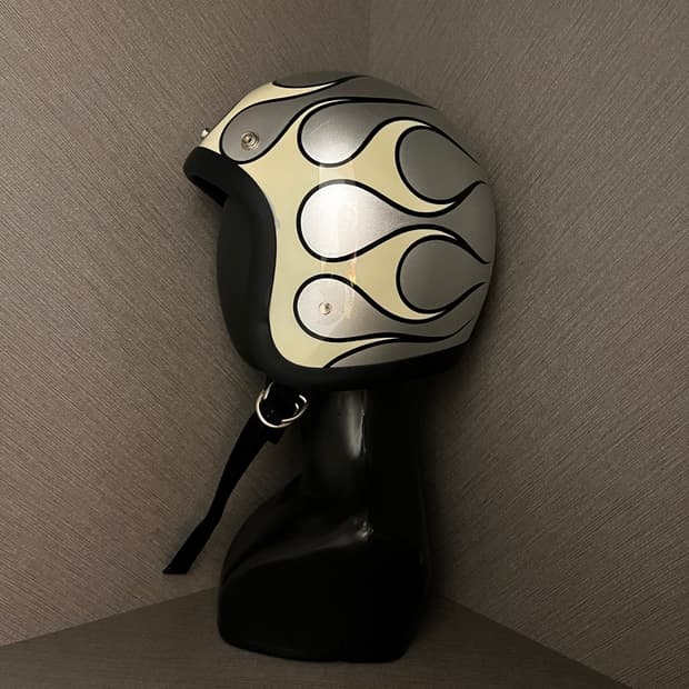 vintage flame helmet