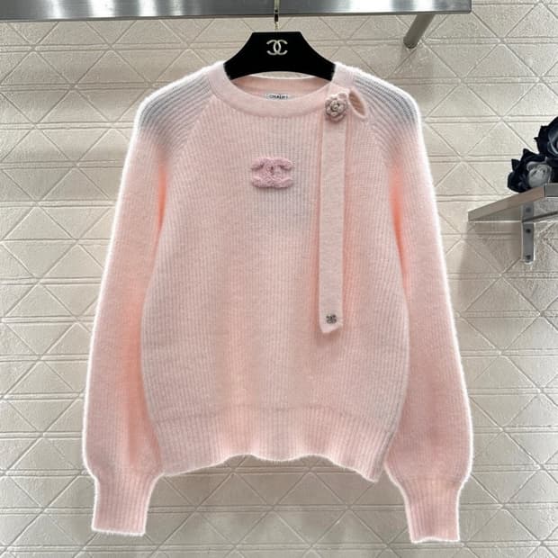 26SS 샤넬 꽃장식니트