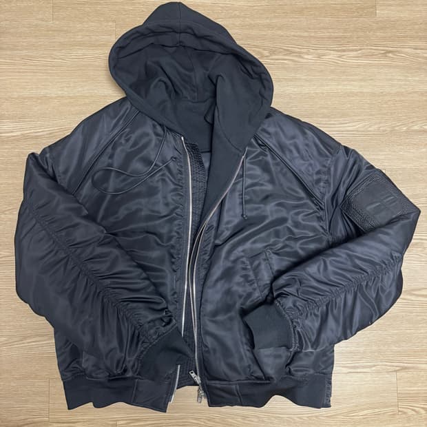 준지 블랙 후드 MA-1 마원 항공 점퍼 50 팝니다