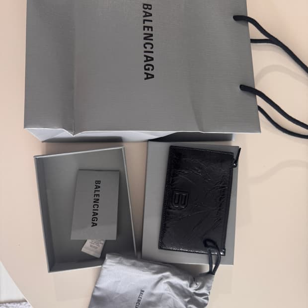 발렌시아가 크러쉬 롱 코인 카드홀더