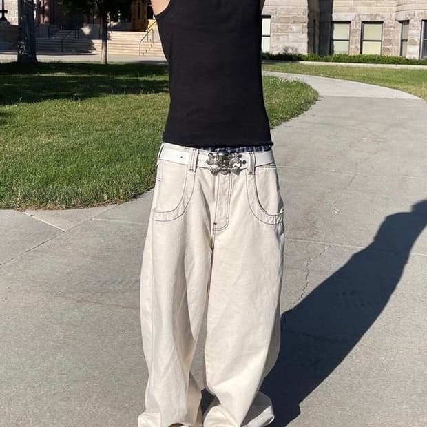 36) 2000s JNCO Baggy Jeans