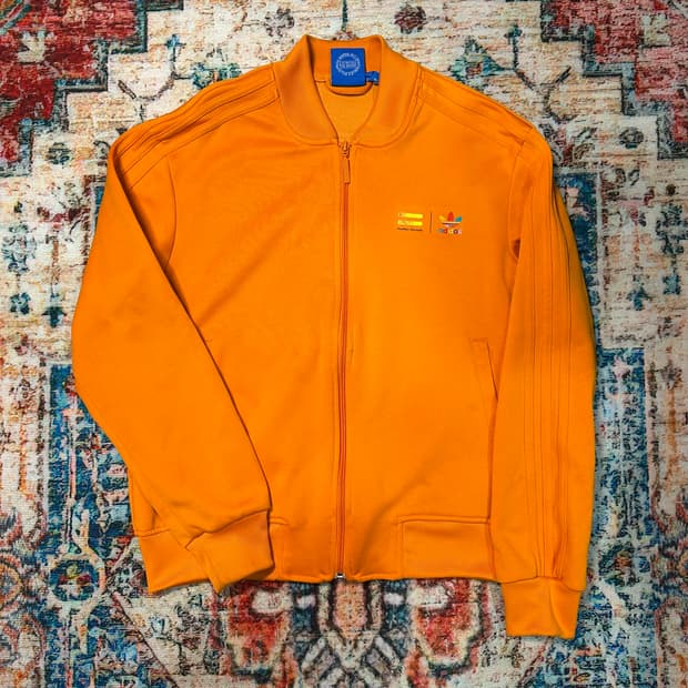 [L] 아디다스 퍼렐윌리엄스 백로고 져지