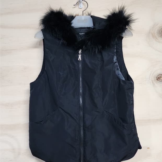 174) 꾸즈 COUPS 폭스블랙 퍼 패딩 조끼