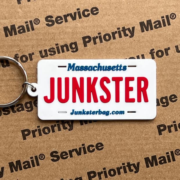 10s vtg Junkster Plate Keyring