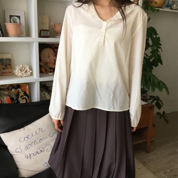 카라블라우스 크림