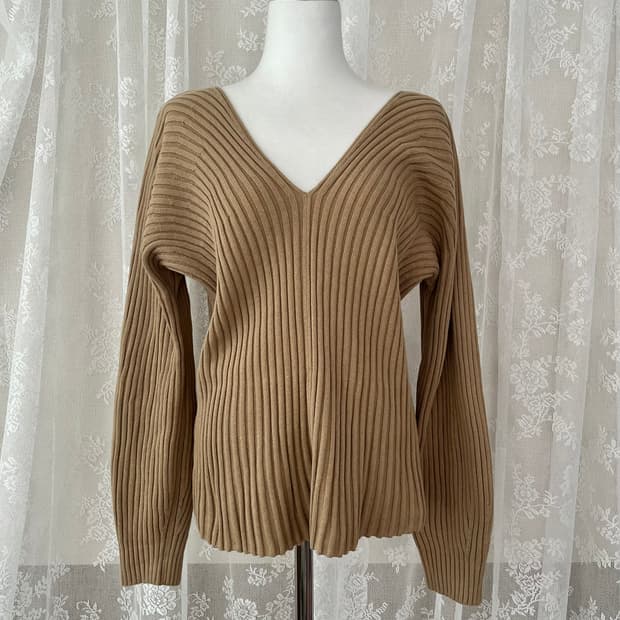 M) 아르켓 코튼 브이넥 니트 베이지