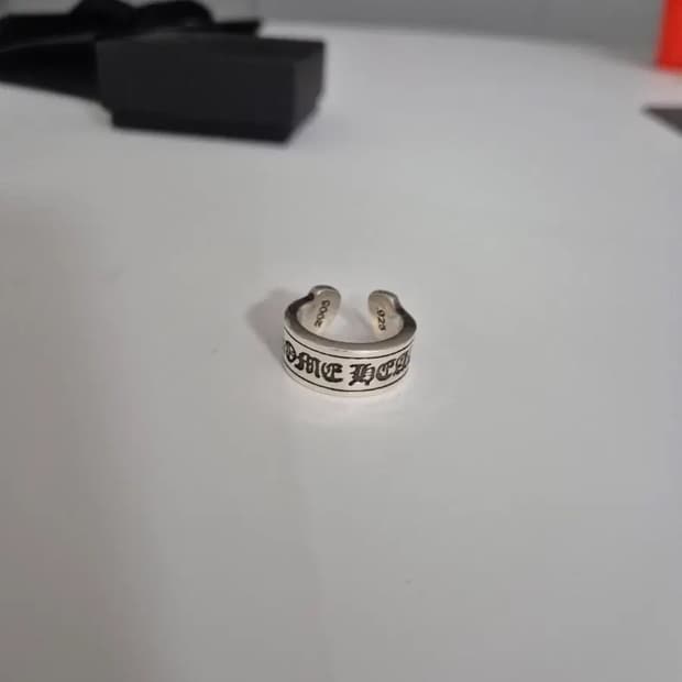 크롬하츠 말굽링