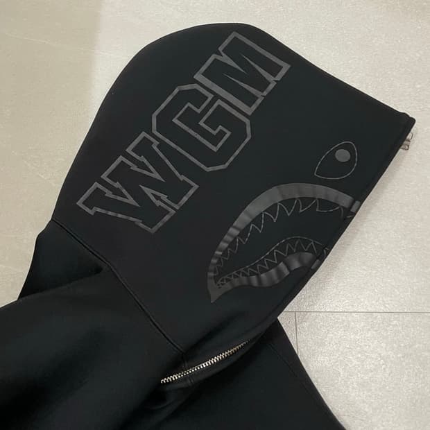 베이프 후드집업