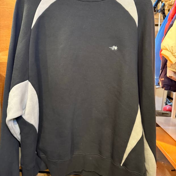 나이스고스트클럽 블랙 맨투맨