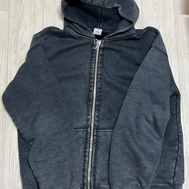 블라인드파일즈 후드집업1