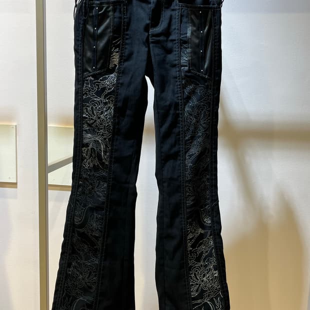 일본 오즈크로체 팬츠