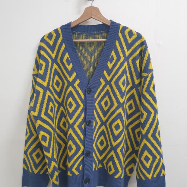 블루 옐로우 다이아 패턴 니트 가디건 XL