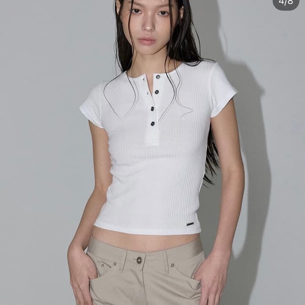이네기 Silvery Button top