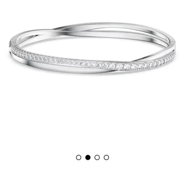 새제품)스와로브스키 트위스트 팔찌 M사이즈 정품