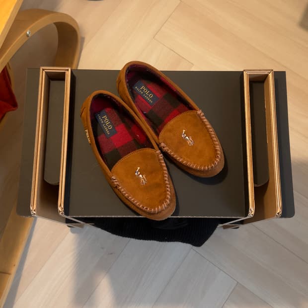[Polo Ralph Lauren] Suede Scuff Slippers