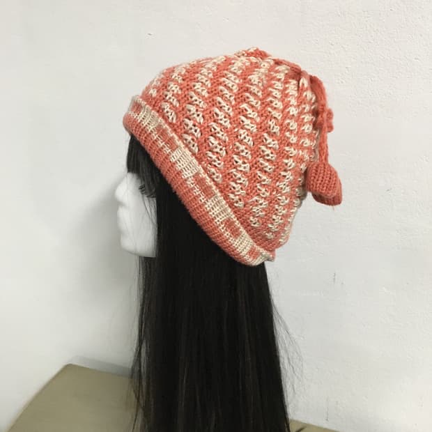  pom pattern knit beanie