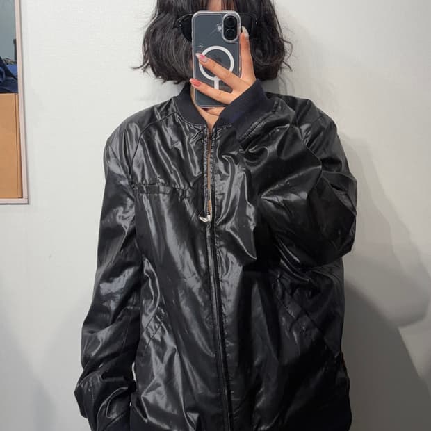 XL 리바이스 퍼플라벨 유광 봄버 재킷 블랙
