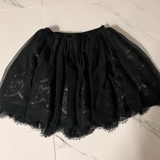 페어리 오리엔탈 블랙 미디 스커트