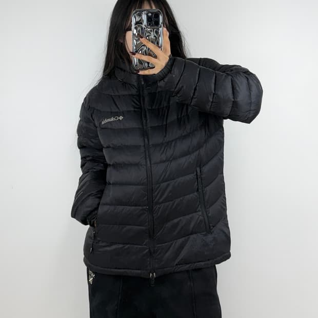 컬럼비아 인터체인지 블랙 경량 패딩 E275