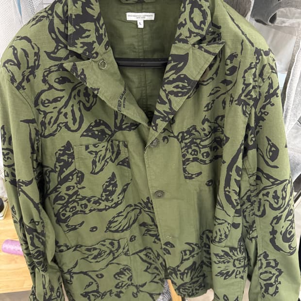 엔지니어드가먼츠 배드포드 L사이즈