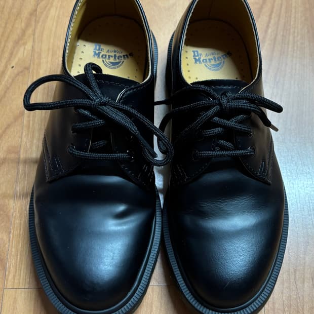 닥터마틴 블랙 220