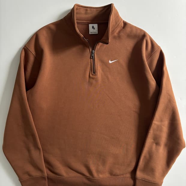 Nike 나이키 NRG 스우시로고 브라운컬러 반집업 맨투맨