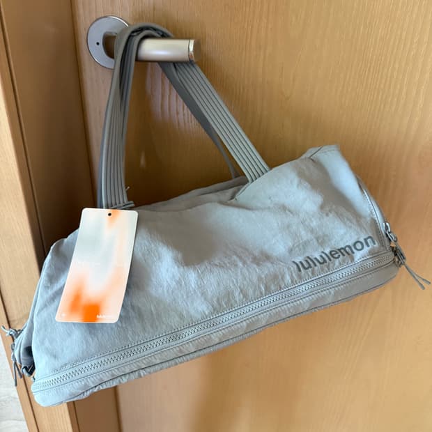 Lululemon 스리인원 짐 더플 백 30L