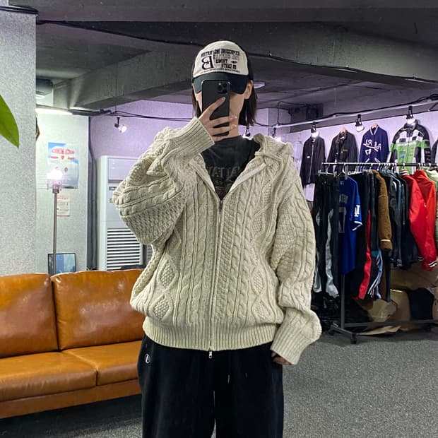 트릴리온 케이블 니트 후드 집업 B2996