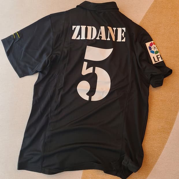 래알마드리드 지단 유니폼