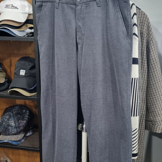 아르마니진 회색 가을겨울 남성용 바지 허리32~33 상태좋아요~