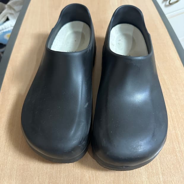 버켄스탁 클로그 블랙 250