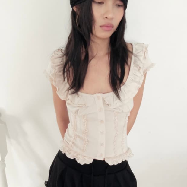 루즈슬립오버 소프트 러플 블라우스 애쉬핑크