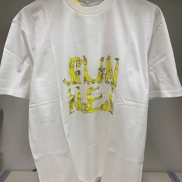 (새상품) 써네이 그래픽로고 티셔츠