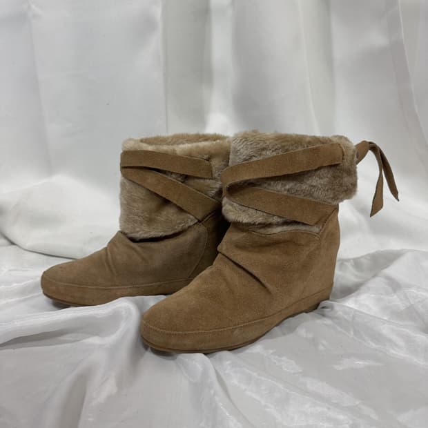 brown fur boots